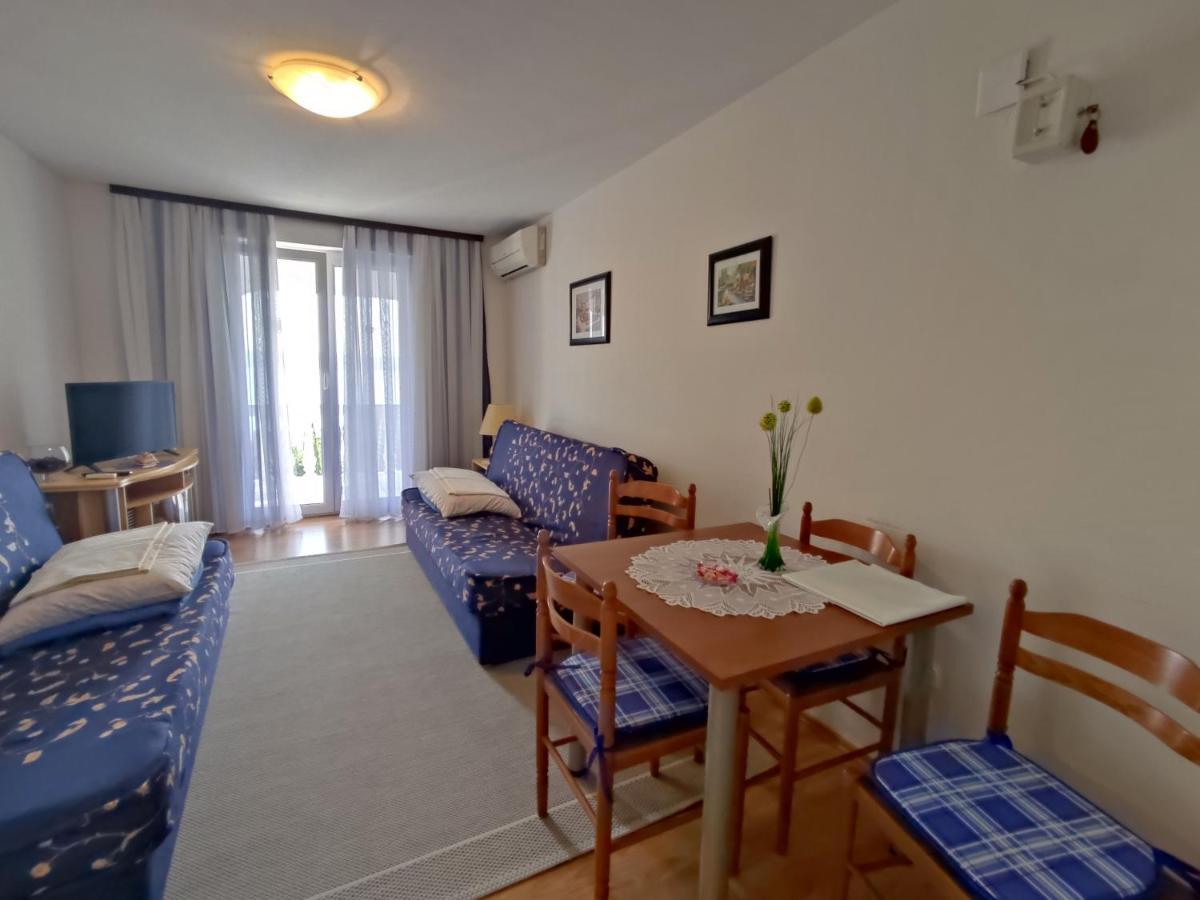 Panaramico Superior Apartments Lili With Sea View In Dramalj Eksteriør billede